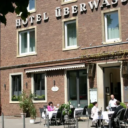 호텔 Restaurant Ueberwasserhof 3*